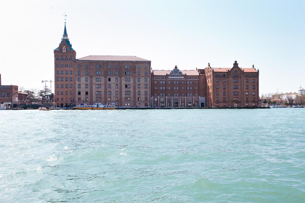 Deluxe Apartments Lagoon View Venice Luaran gambar