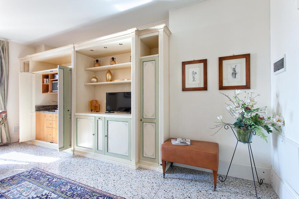 Deluxe Apartments Lagoon View Venice Luaran gambar